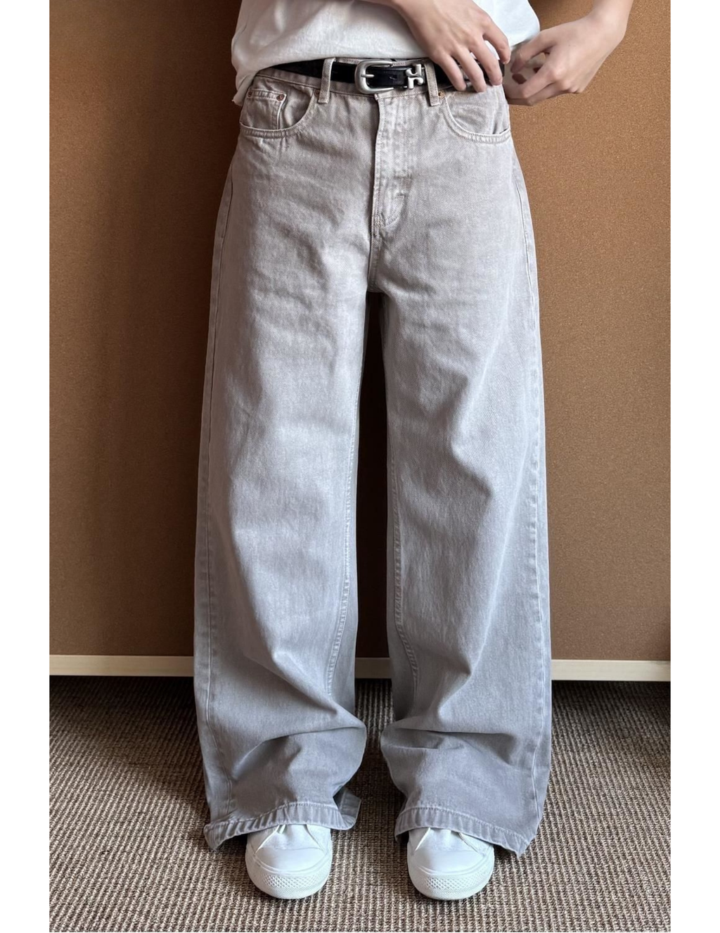 Streetwear Light grey washed straight-leg flared jeans