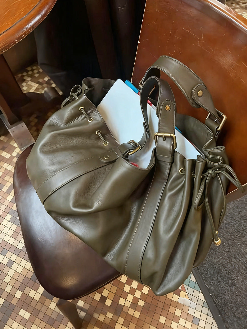 Large-capacity women's leather commuter tote bag