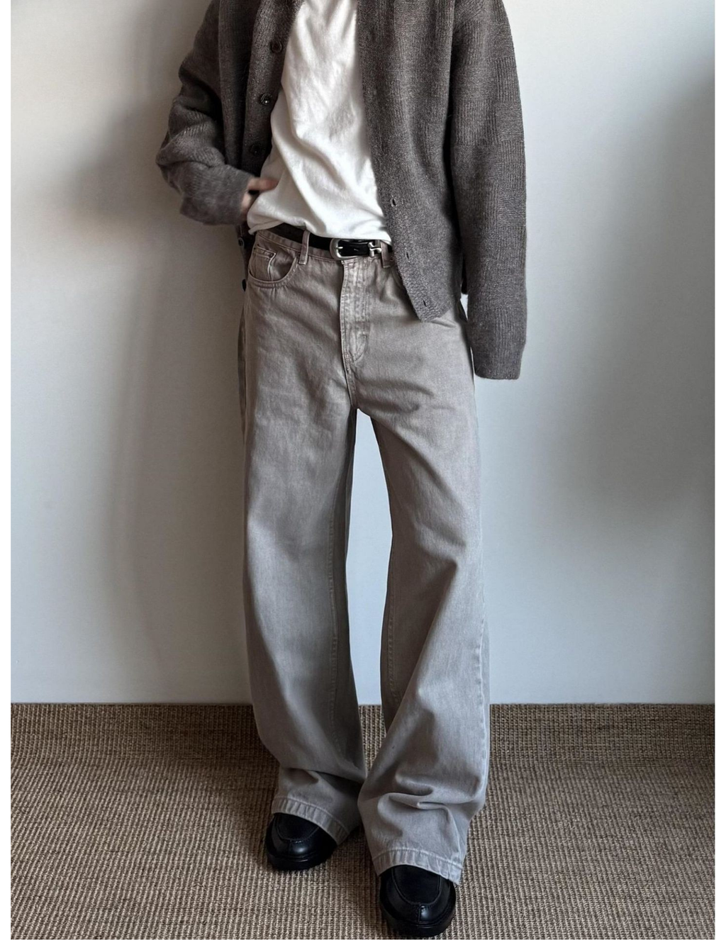 Streetwear Light grey washed straight-leg flared jeans