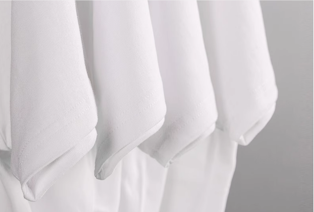 White cotton short sleeve T-shirt